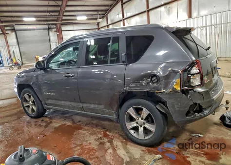 2016 Jeep Compass Latitude z USA, uszkodzony, nr VIN 1C4NJDEB6GD653987